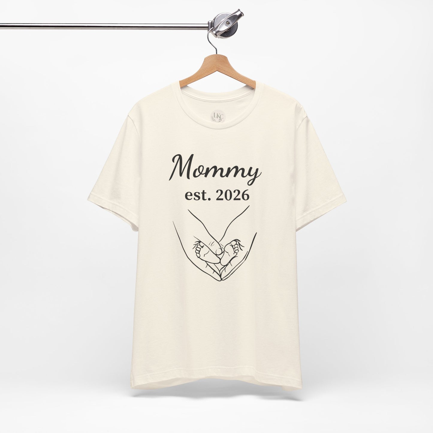 Mommy Est. 2026 T‑Shirt — New Mom Pregnancy Announcement Tee